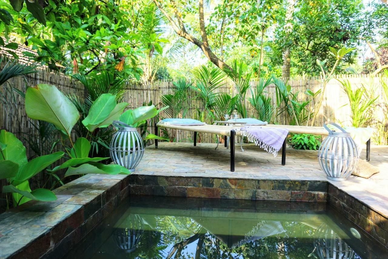 Double Room Pool View