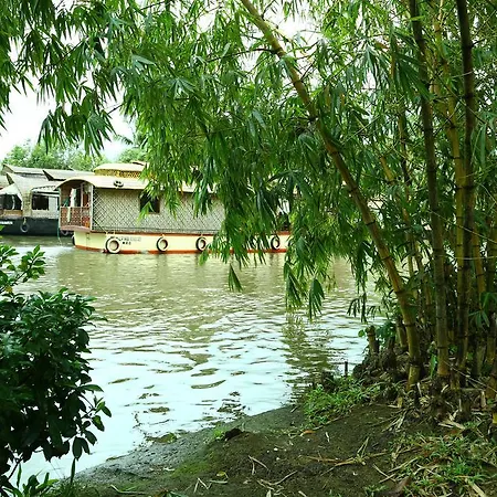 Alapatt Homestay-2